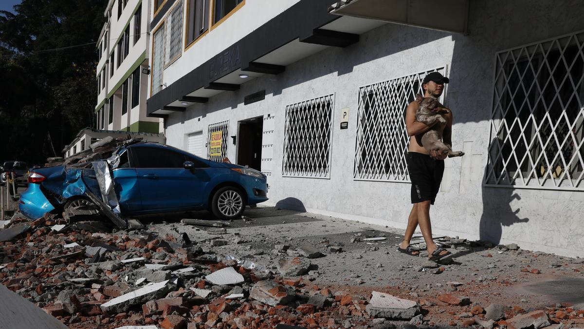 7.4 earthquake hits Colombia’s Pacific coast, felt in Ecuador; injuries and serious building damage reported